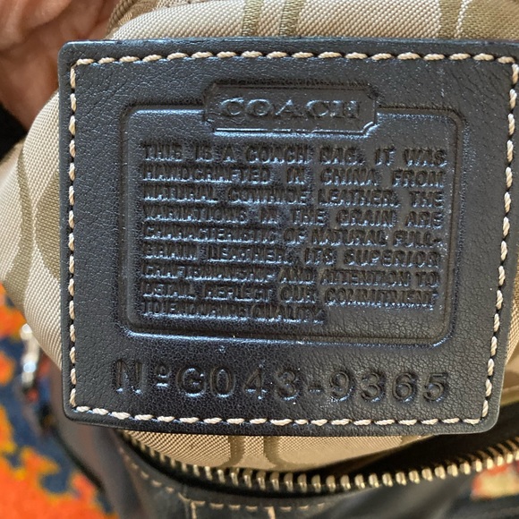 SOLD!! Coach black leather hobo bag - Picture 3 of 7